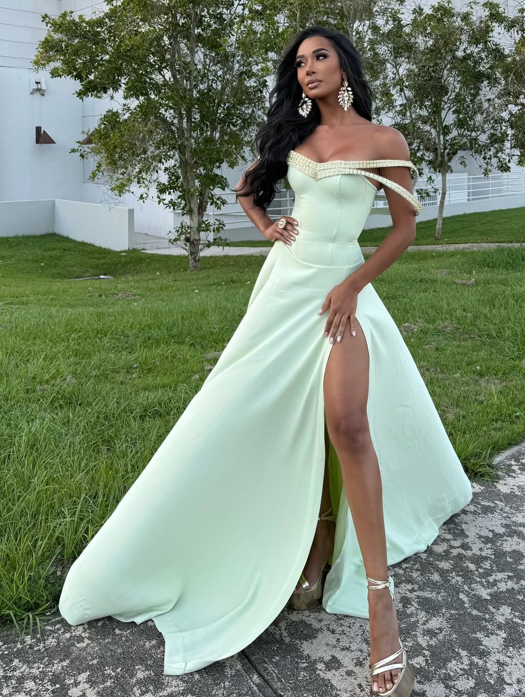 Minty Gold | Elegant Evening Gown